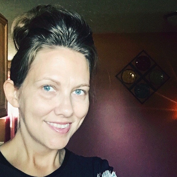 Meet your Posher, Stacey - Picture 1 of 1